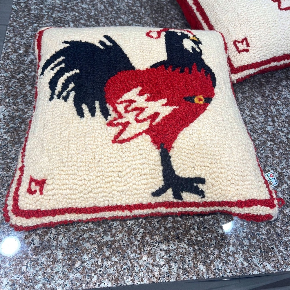 CHANDLER 4 CORNERS WOOL PILLOW SET